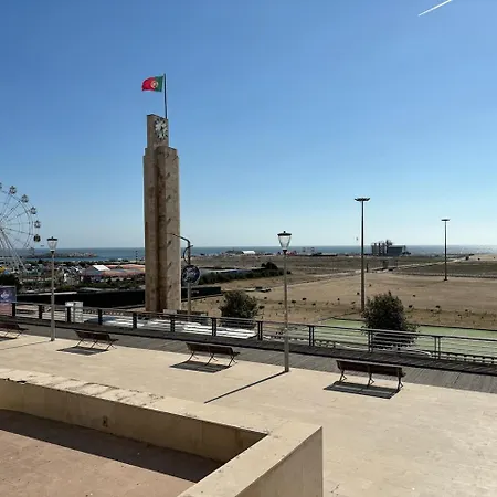 Апартаменты Two Bedroom Near And Casino *