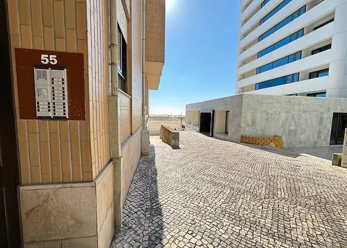 Two Bedroom Near And Casino Апартаменты