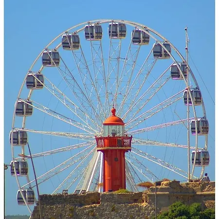 Two Bedroom Near And Casino *