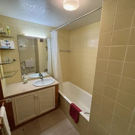 Two Bedroom Near And Casino