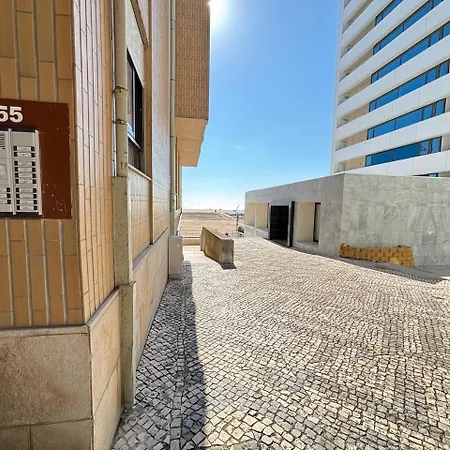 Two Bedroom Near And Casino Apartment